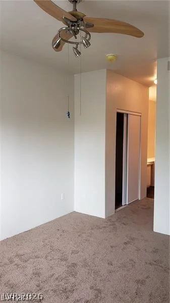5750 Hacienda, Las Vegas, NV 89122