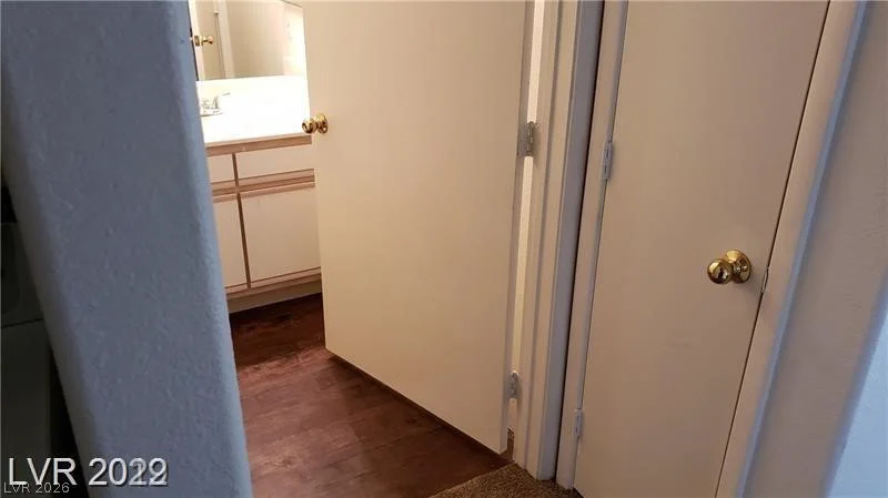5750 Hacienda, Las Vegas, NV 89122