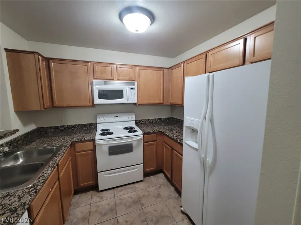 7730 Secret Shore, Las Vegas, NV 89128