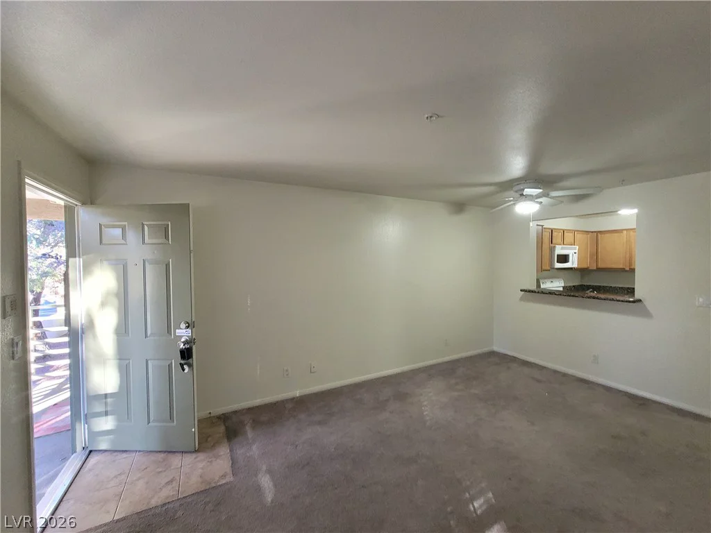 7730 Secret Shore, Las Vegas, NV 89128