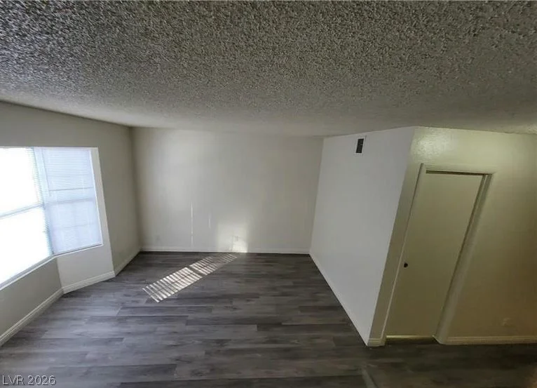 854 Stainglass, Las Vegas, NV 89110