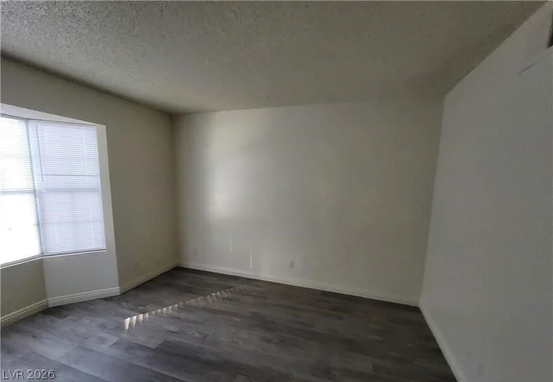 854 Stainglass, Las Vegas, NV 89110