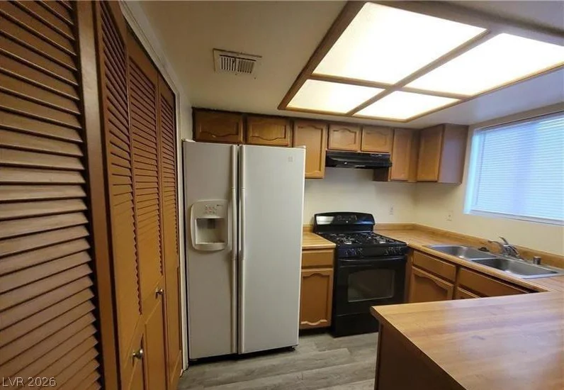 854 Stainglass, Las Vegas, NV 89110