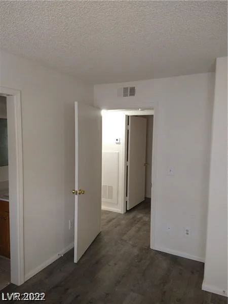 1608 Torrey Pines, Las Vegas, NV 89108