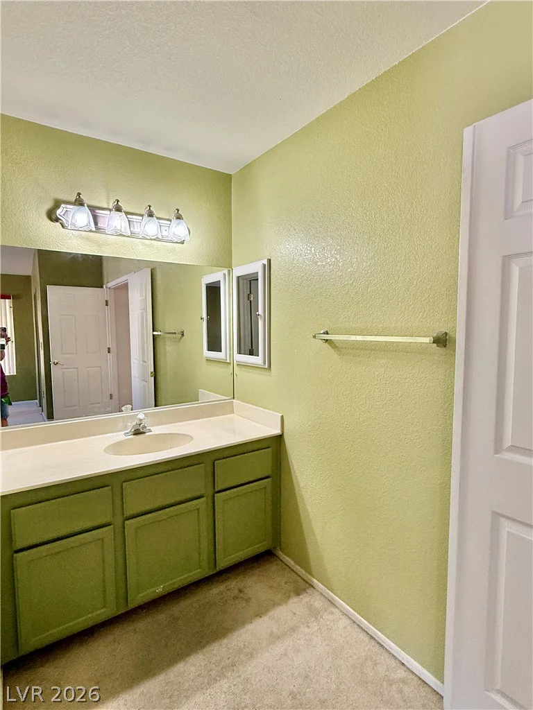 9295 Scenic Mountain, Las Vegas, NV 89117