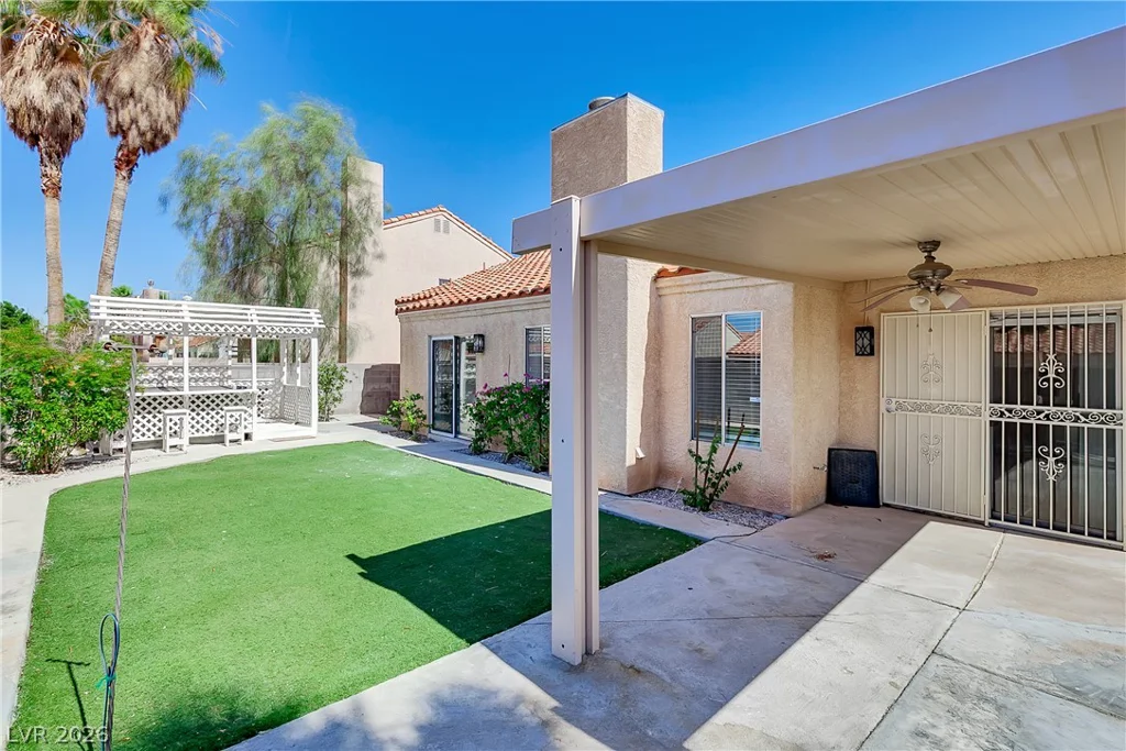 2738 Briarcliff, Henderson, NV 89074