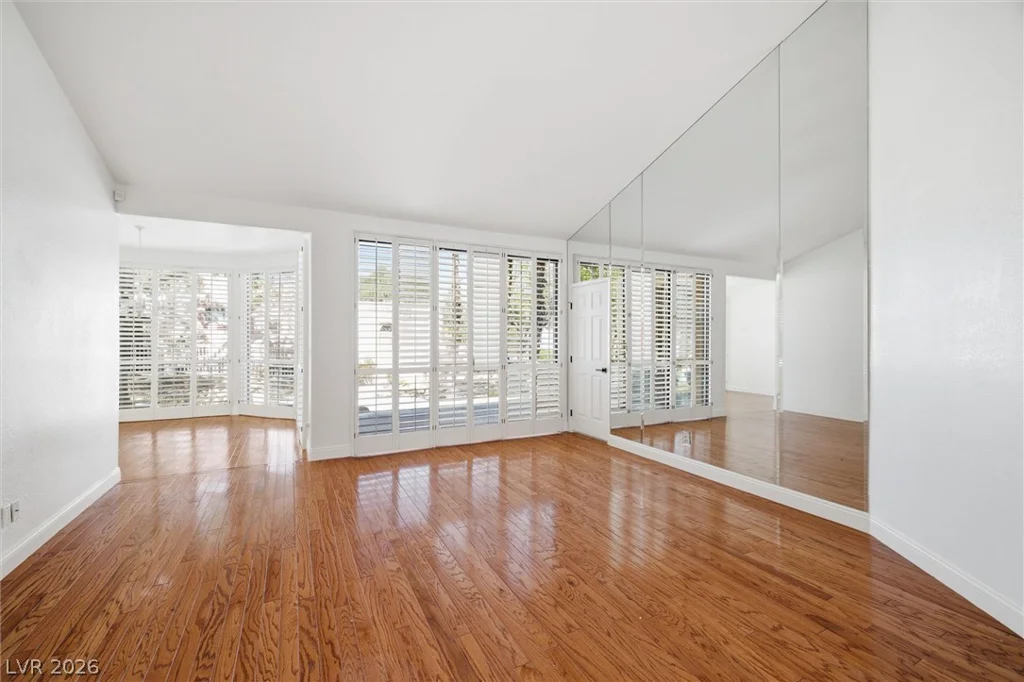 3330 Brookfield, Las Vegas, NV 89120