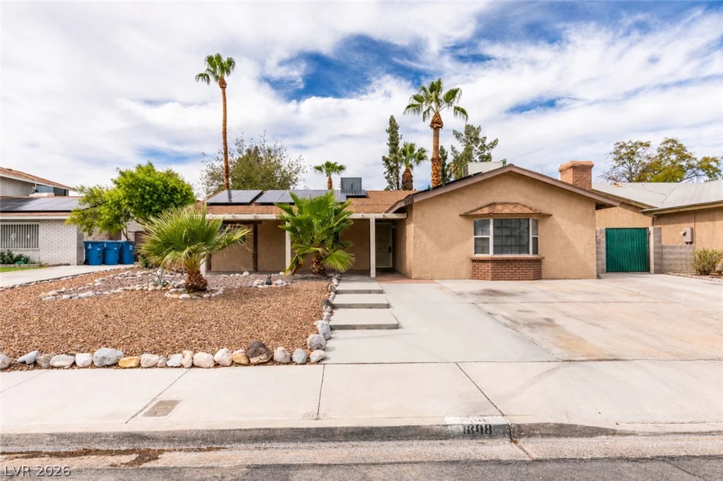 1808 Feather, Las Vegas, NV 89108