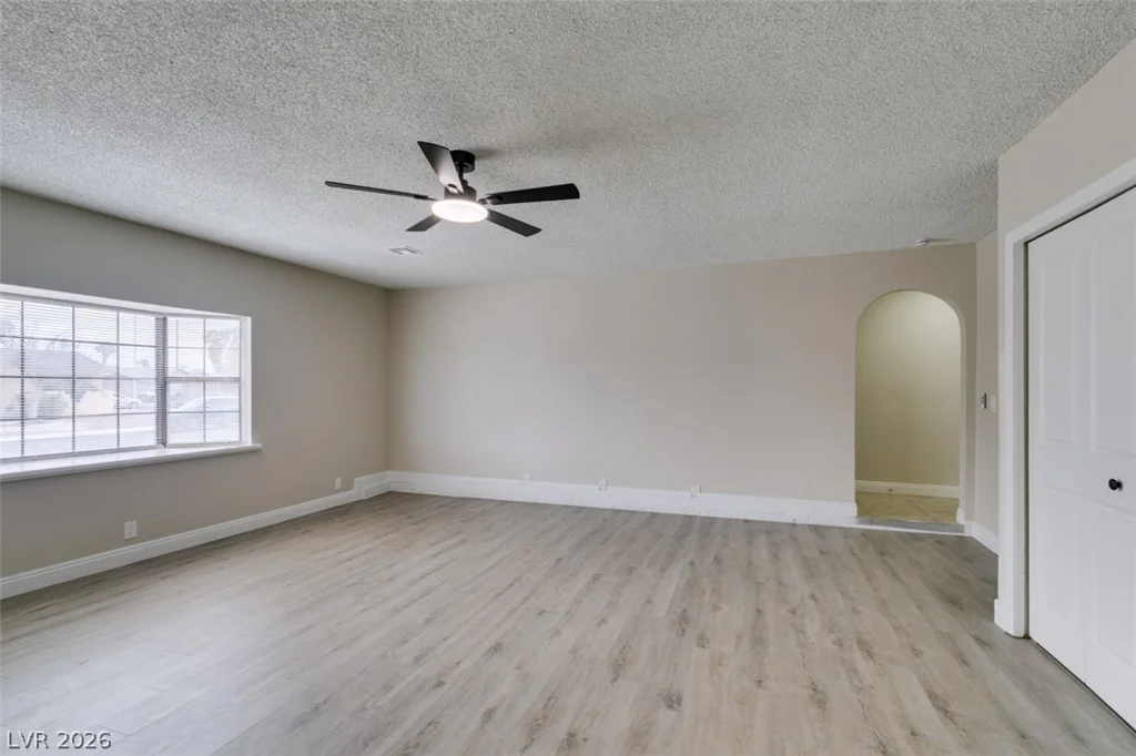 1808 Feather, Las Vegas, NV 89108