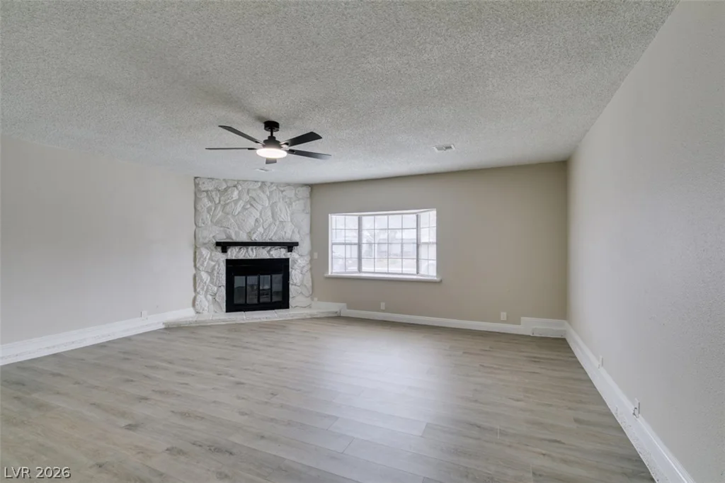 1808 Feather, Las Vegas, NV 89108