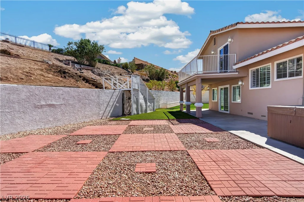 1049 Geranium, Henderson, NV 89011