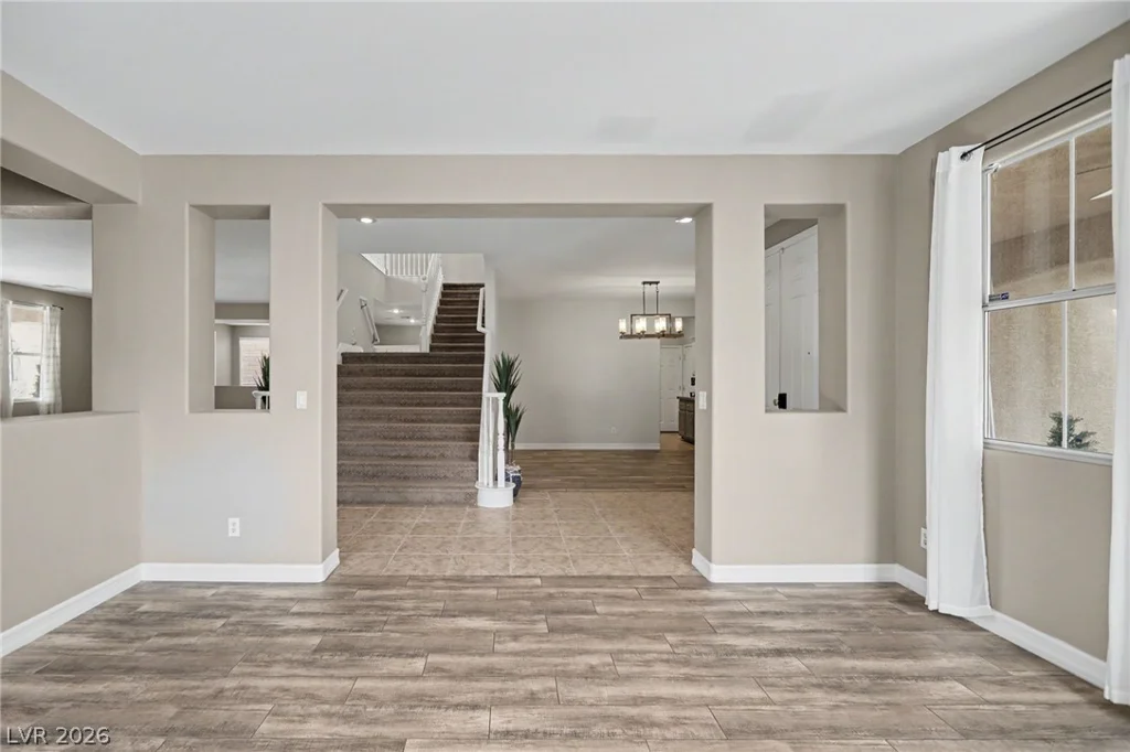 10405 Chimney Flat, Las Vegas, NV 89129