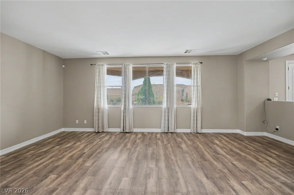 10405 Chimney Flat, Las Vegas, NV 89129