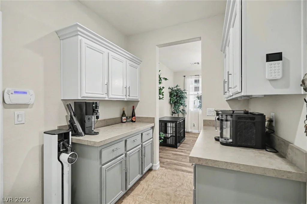 10405 Chimney Flat, Las Vegas, NV 89129