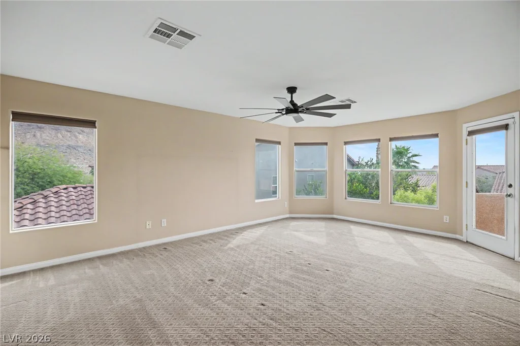 10405 Chimney Flat, Las Vegas, NV 89129