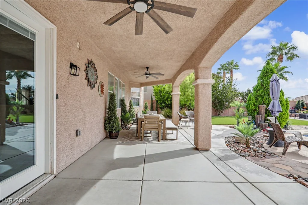 10405 Chimney Flat, Las Vegas, NV 89129