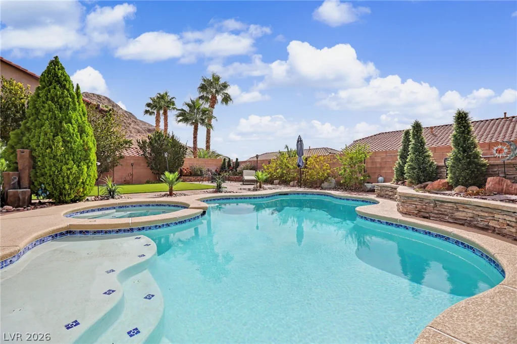 10405 Chimney Flat, Las Vegas, NV 89129