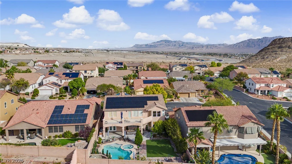 10405 Chimney Flat, Las Vegas, NV 89129