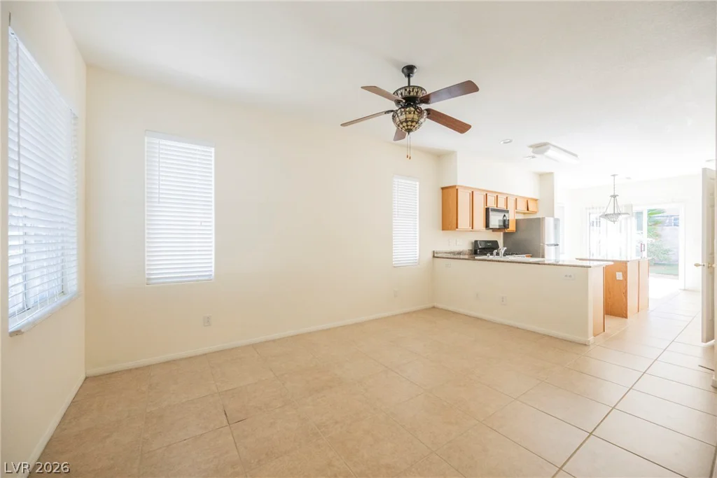 9525 Michelle Falls, Las Vegas, NV 89149