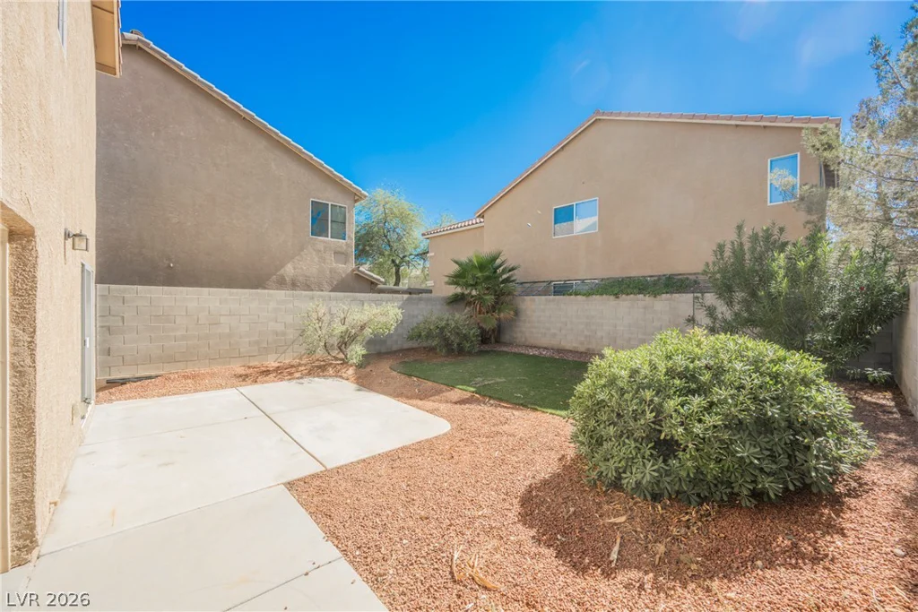 9525 Michelle Falls, Las Vegas, NV 89149