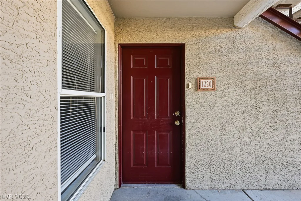 5055 Hacienda, Las Vegas, NV 89118