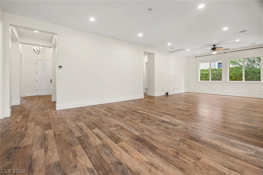 9740 Pan Falls, Las Vegas, NV 89178