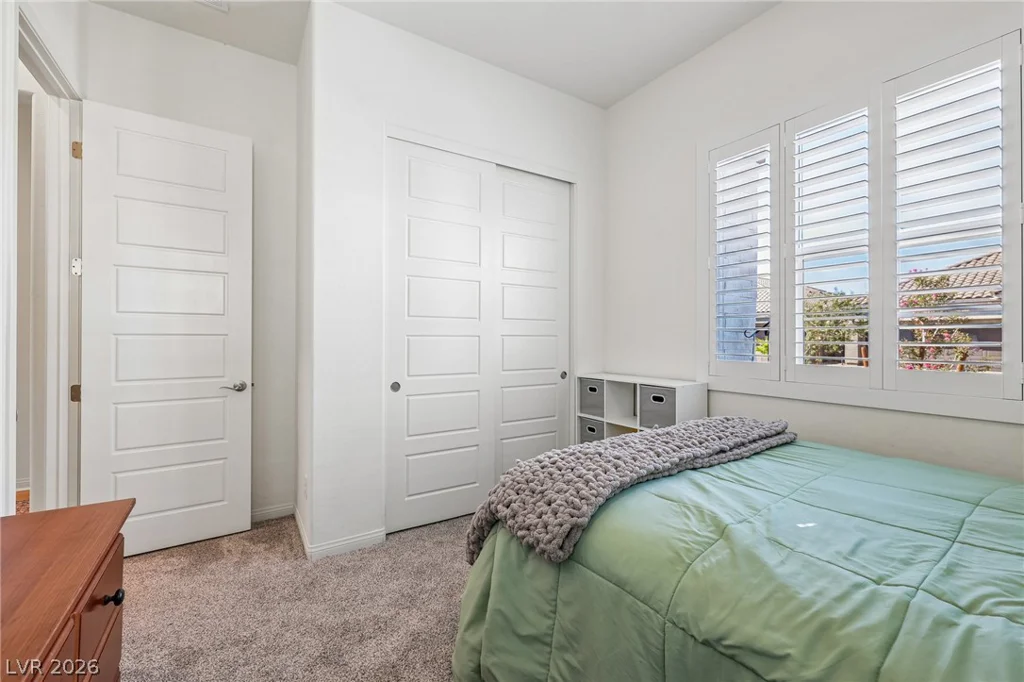 48 Tatahatso Point, Henderson, NV 89011