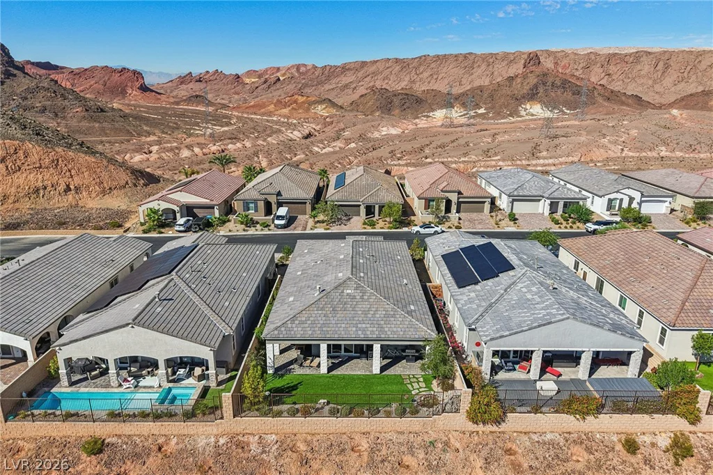 48 Tatahatso Point, Henderson, NV 89011