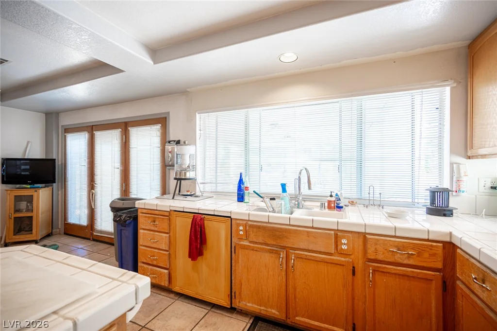 8225 Hidden Crossing, Las Vegas, NV 89129