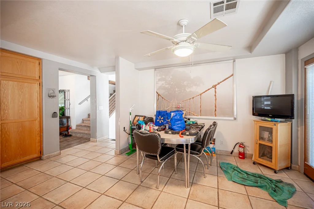 8225 Hidden Crossing, Las Vegas, NV 89129