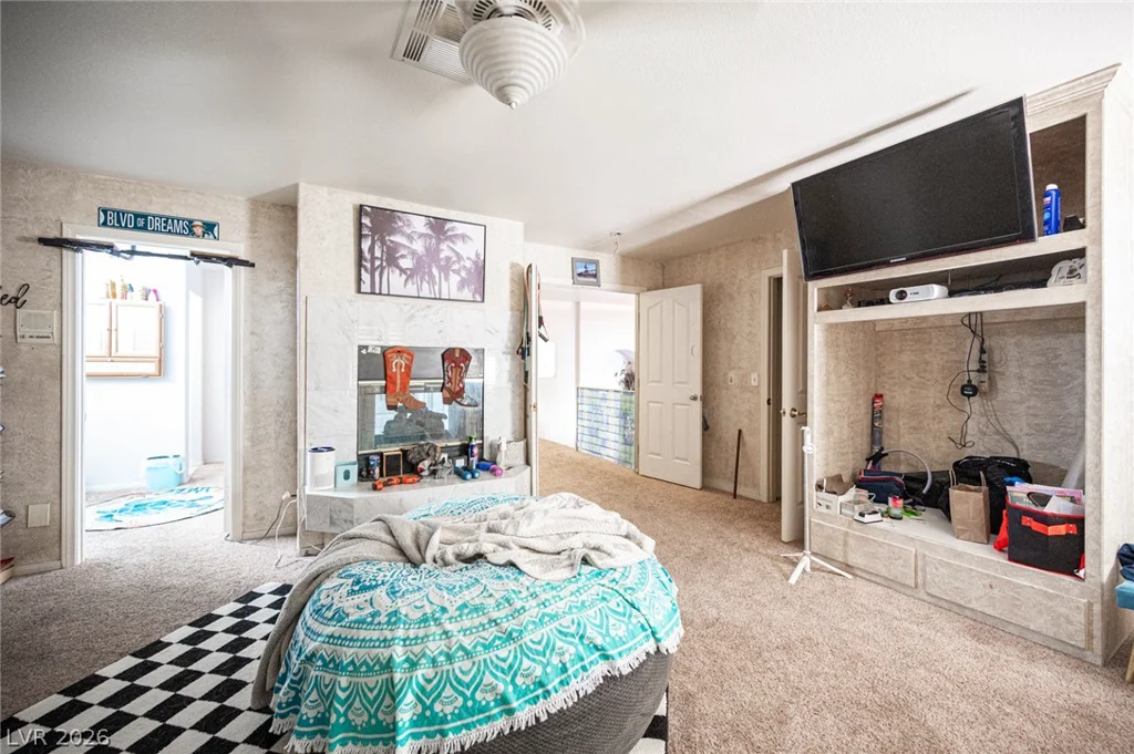8225 Hidden Crossing, Las Vegas, NV 89129
