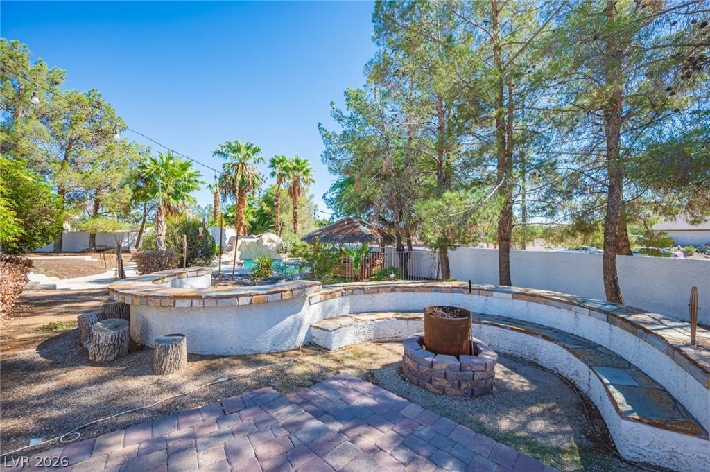 8225 Hidden Crossing, Las Vegas, NV 89129