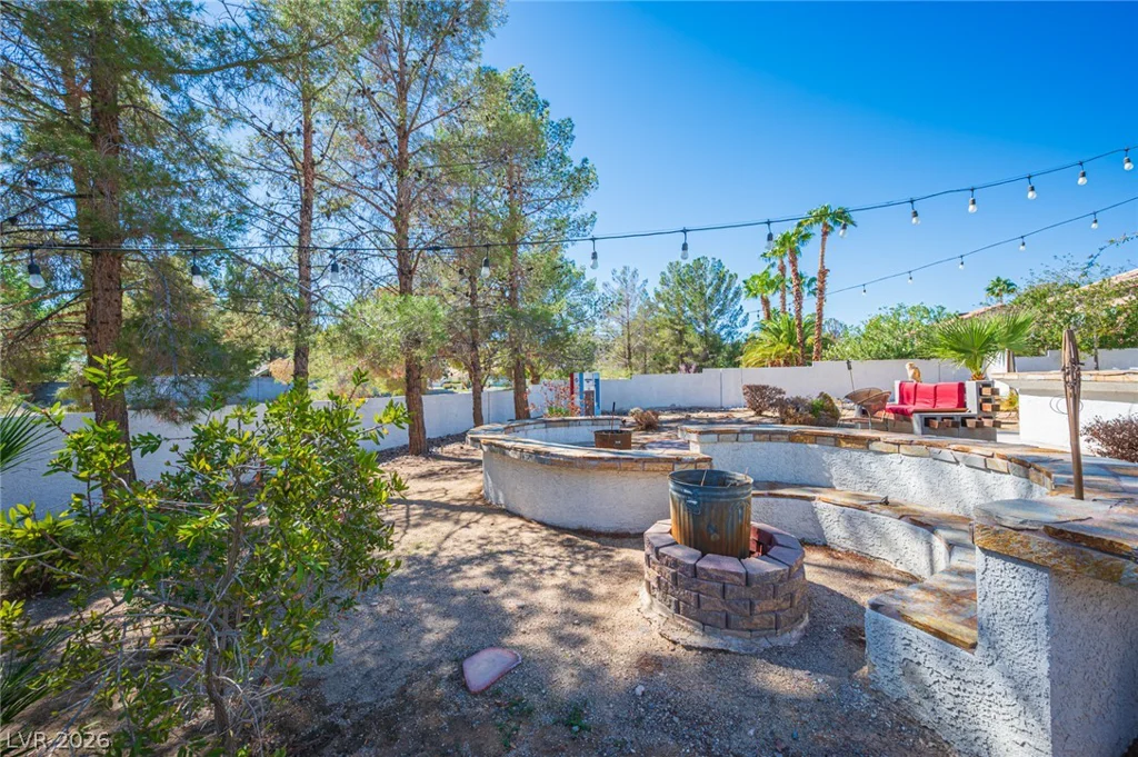 8225 Hidden Crossing, Las Vegas, NV 89129