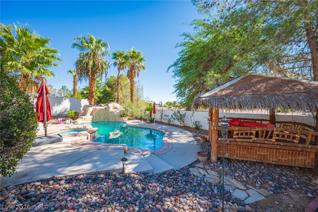 8225 Hidden Crossing, Las Vegas, NV 89129