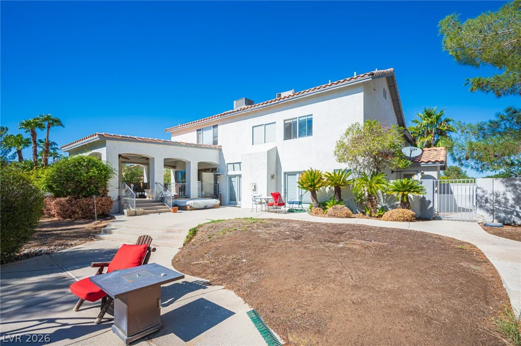8225 Hidden Crossing, Las Vegas, NV 89129