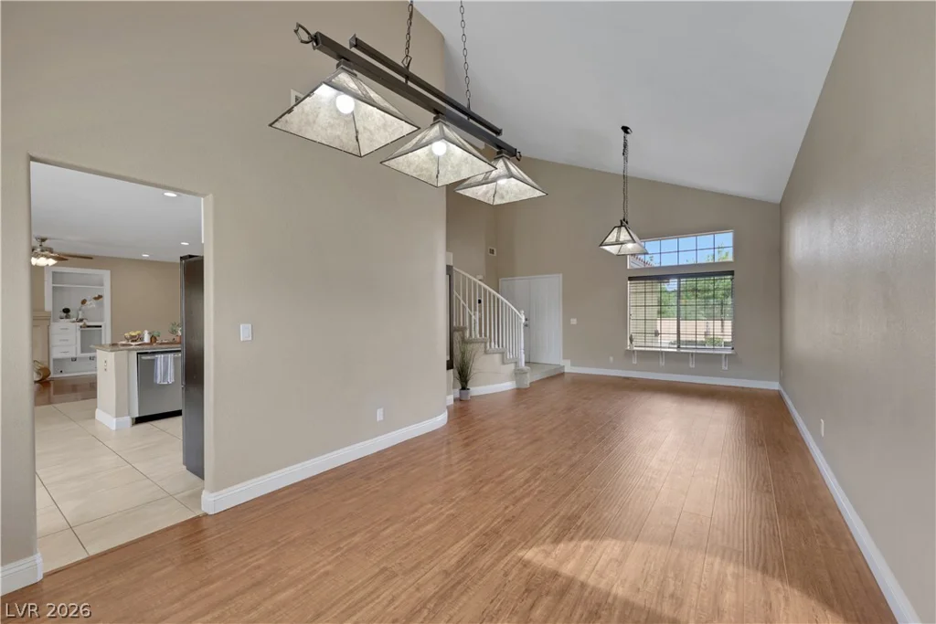 9229 Valador, Las Vegas, NV 89129
