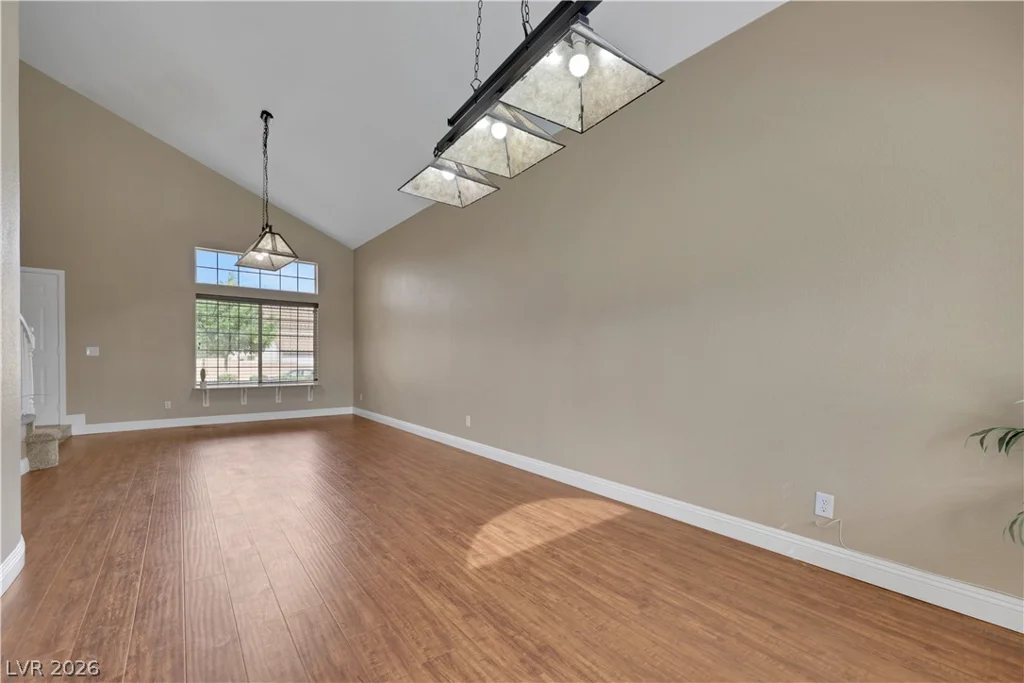 9229 Valador, Las Vegas, NV 89129