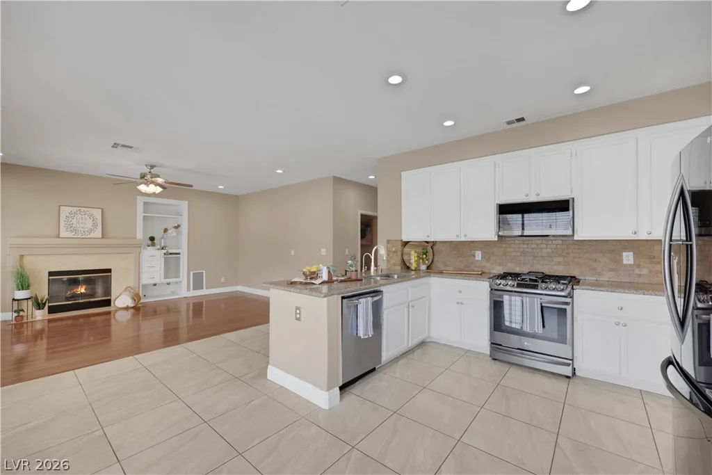 9229 Valador, Las Vegas, NV 89129