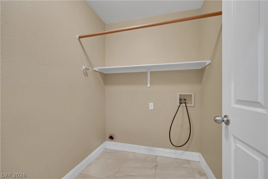9229 Valador, Las Vegas, NV 89129