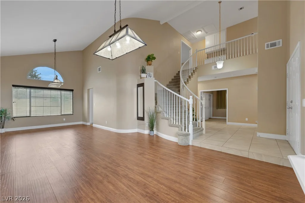 9229 Valador, Las Vegas, NV 89129