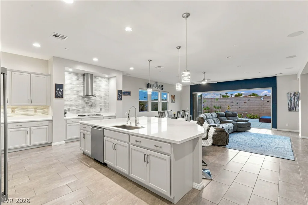 6125 Pebble Glen, Las Vegas, NV 89149