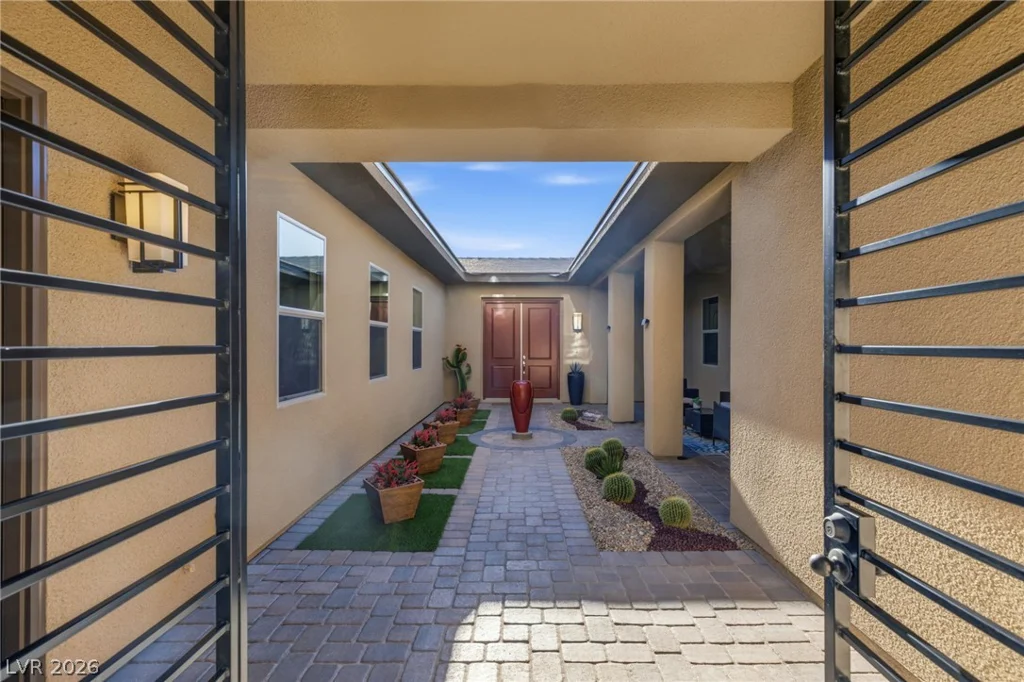 6125 Pebble Glen, Las Vegas, NV 89149
