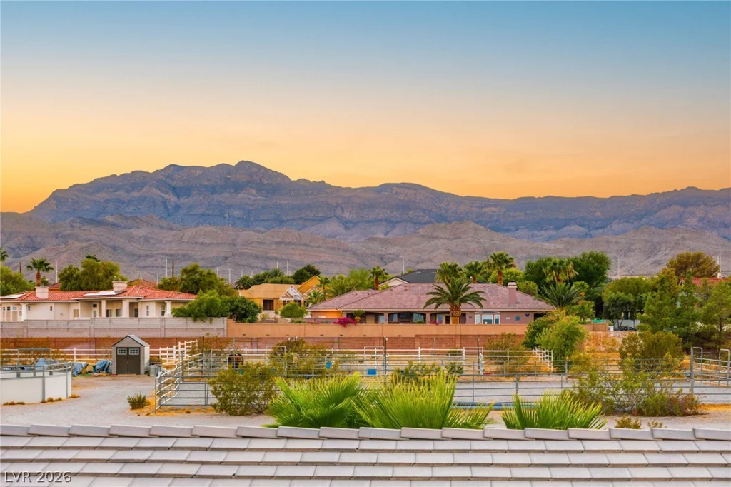 6125 Pebble Glen, Las Vegas, NV 89149