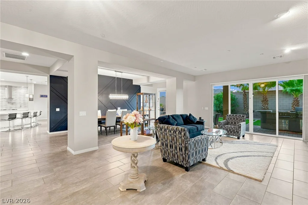 6125 Pebble Glen, Las Vegas, NV 89149