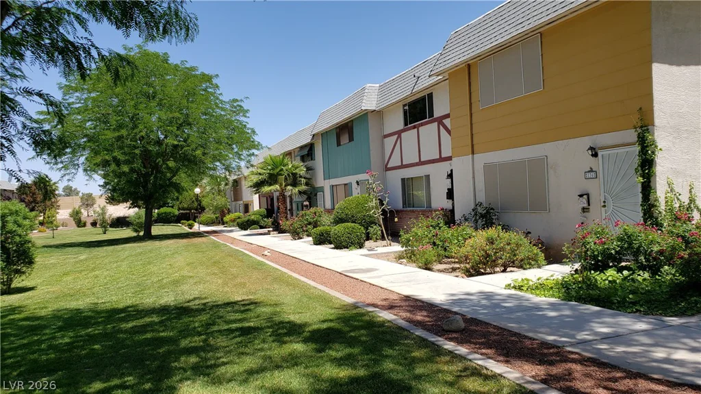 146 Greenbriar Townhouse, Las Vegas, NV 89121