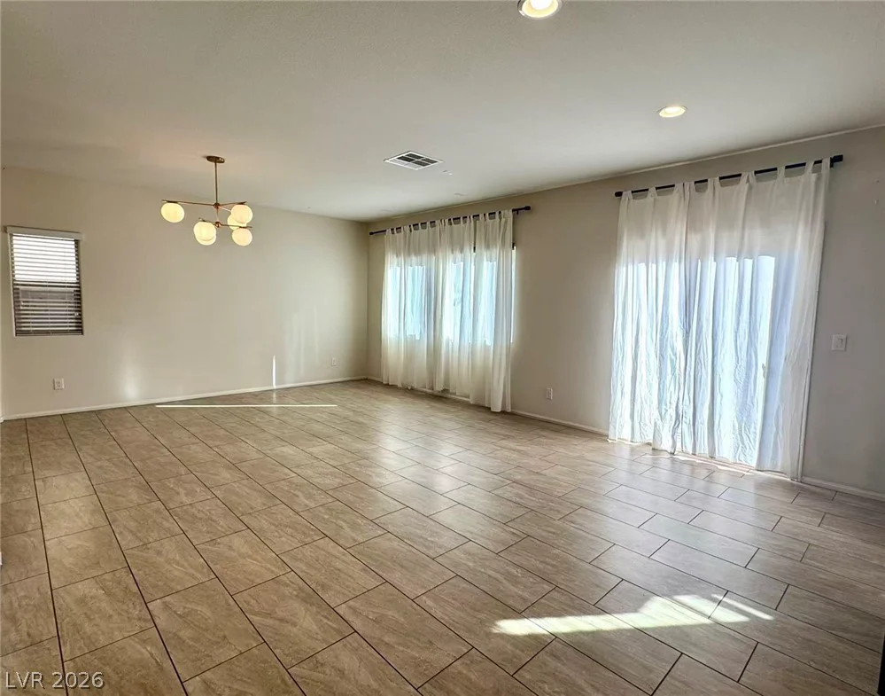 8364 Spanish Creek, Las Vegas, NV 89113