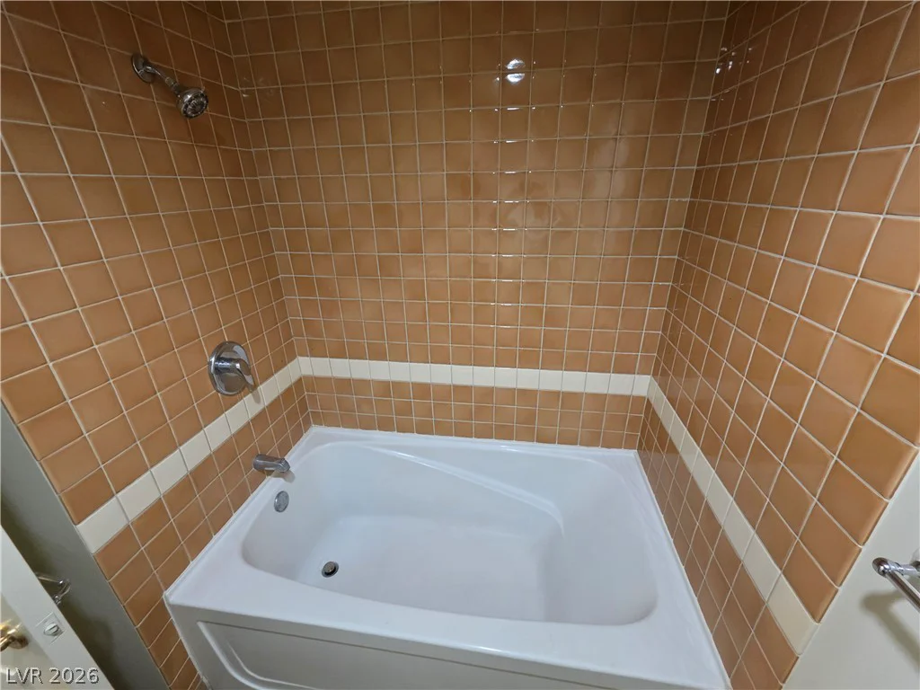 30 Strada Di Villaggio, Henderson, NV 89011
