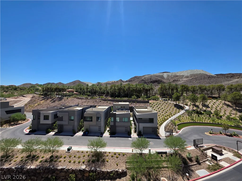 30 Strada Di Villaggio, Henderson, NV 89011