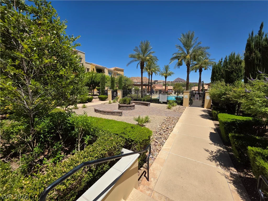 30 Strada Di Villaggio, Henderson, NV 89011