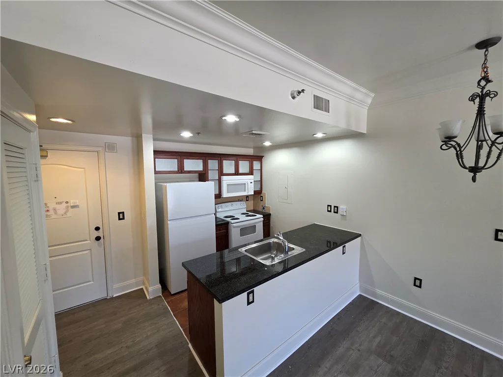 30 Strada Di Villaggio, Henderson, NV 89011